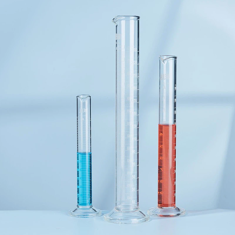 Glass measuring cylinder4